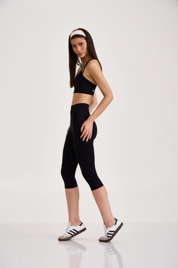 Capri Zaha Preto EMANA - Imagem 5